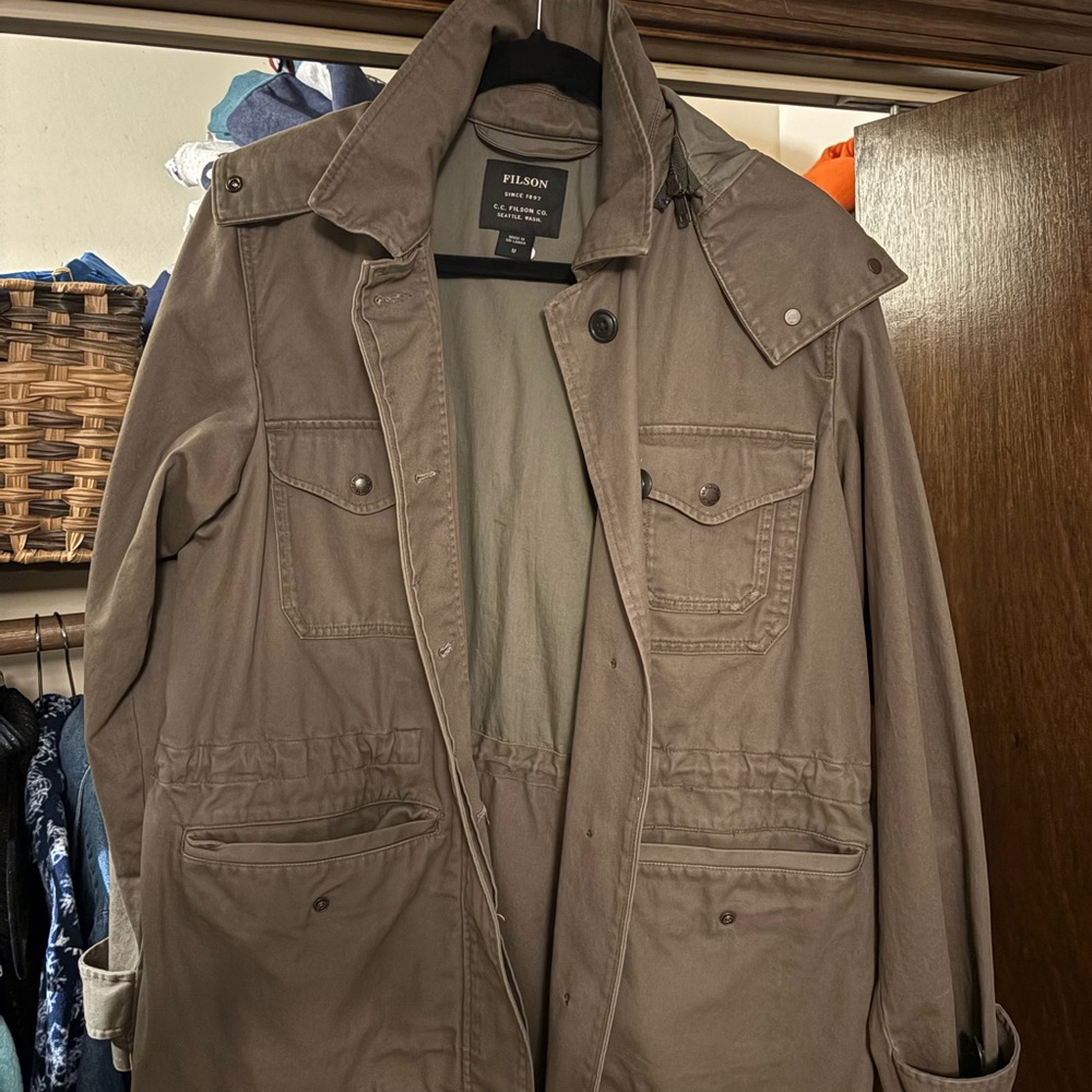 Filson Women’s Field Jacket in Olive